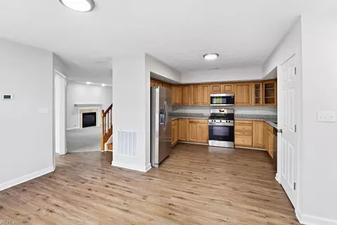 Other - 1704 Neptune Dr, Hampton, VA 23669 photo 1 of 7