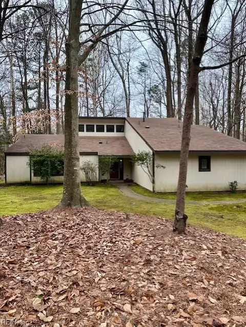 125 Jerdone Rd, Williamsburg, VA 23185