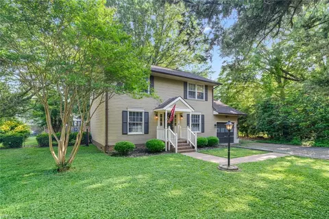 102 Dogwood Dr, Williamsburg, VA 23185