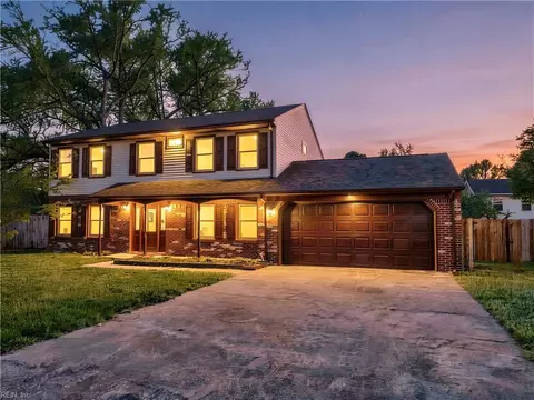 251 S Parliament Dr, Virginia Beach, VA 23462
