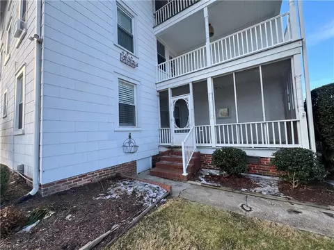 403 W 4th Ave, Franklin, VA 23851