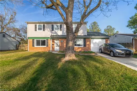 228 Palace Green Blvd, Virginia Beach, VA 23452