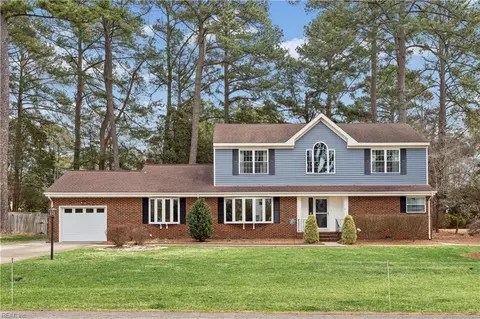 2417 Sterling Point Dr, Portsmouth, VA 23703