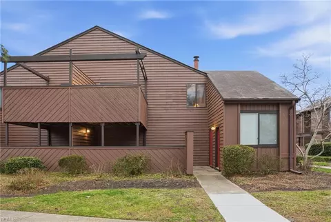 411 Turnbridge Cls Close, Virginia Beach, VA 23452