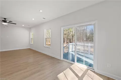 Living - 4783 Stephens Way, Gloucester, VA 23061 photo 1 of 3