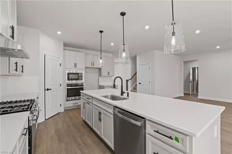 Kitchen - 4783 Stephens Way, Gloucester, VA 23061 photo 2 of 2