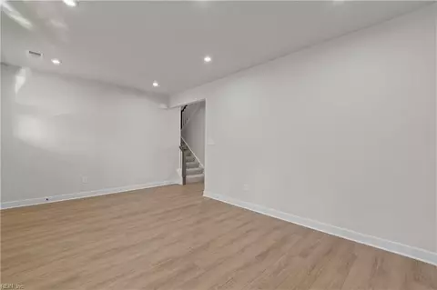 Living - 4783 Stephens Way, Gloucester, VA 23061 photo 2 of 3