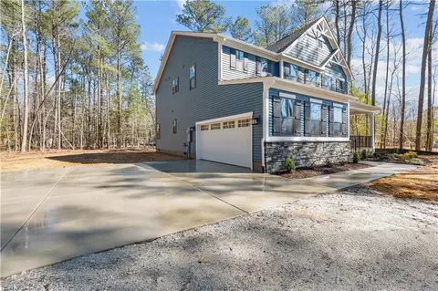 Exterior - 4783 Stephens Way, Gloucester, VA 23061 photo 2 of 7