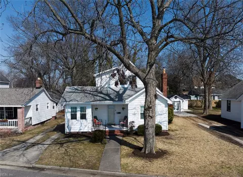 9408 River Rd, Newport News, VA 23601
