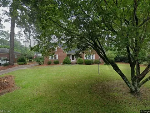 2812 Acres Rd, Portsmouth, VA 23703