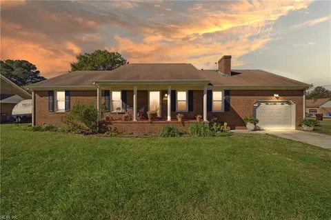 660 Etheridge Rd, Chesapeake, VA 23322