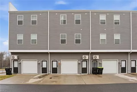 4311 Alvah Martin Way, Chesapeake, VA 23324