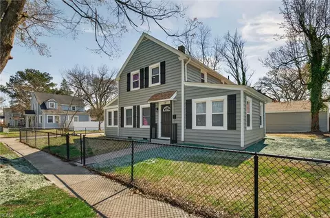 34 Alden Ave, Portsmouth, VA 23702