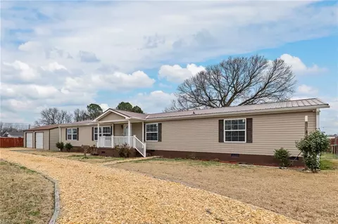 118 Harris Ave, Emporia, VA 23847