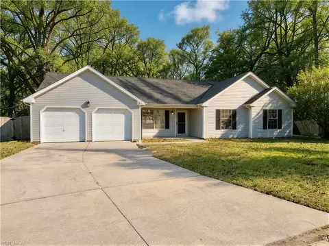 211 Misty Ridge Ln, Suffolk, VA 23434