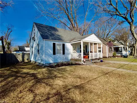 3306 Brighton St, Portsmouth, VA 23705