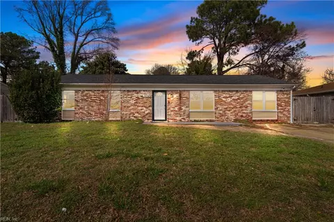 3204 Bruno Dr, Chesapeake, VA 23323