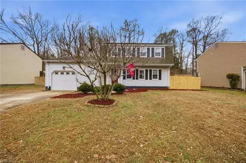 111 Captains Ln, Newport News, VA 23602