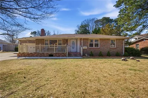 1901 Jack Frost Rd, Virginia Beach, VA 23455
