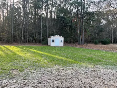 Exterior - 1802 Willis Hare Rd, Pendleton, NC 27862 photo 4 of 8