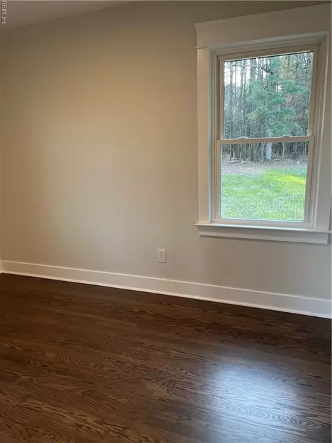 Bedroom - 1802 Willis Hare Rd, Pendleton, NC 27862 photo 4 of 4