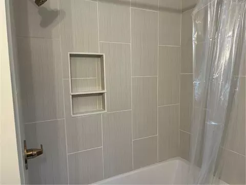 Bath - 1802 Willis Hare Rd, Pendleton, NC 27862 photo 4 of 4