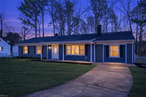 301 Bethune Dr, Virginia Beach, VA 23452