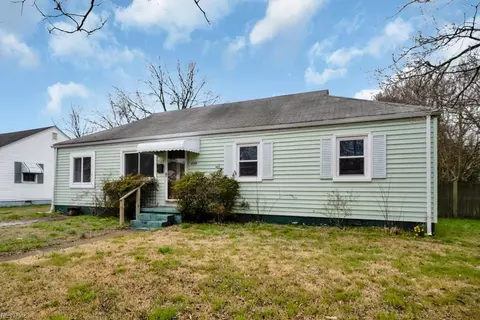3529 Thurston St, Norfolk, VA 23513