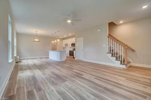 Living - 515 Buckroe Ave, Hampton, VA 23664 photo 2 of 2