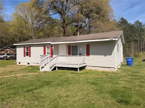 2288 Hosier Rd, Suffolk, VA 23434