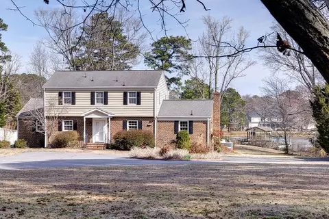 548 Allens Mill Rd, Yorktown, VA 23692