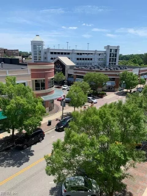 670 Town Center Dr #406, Newport News, VA 23606