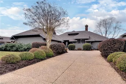 105 Roger Smith, Williamsburg, VA 23185