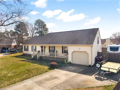 905 Thistle Ct, Chesapeake, VA 23322