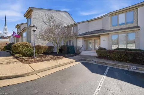 326 Sea Pines Ct, Virginia Beach, VA 23451