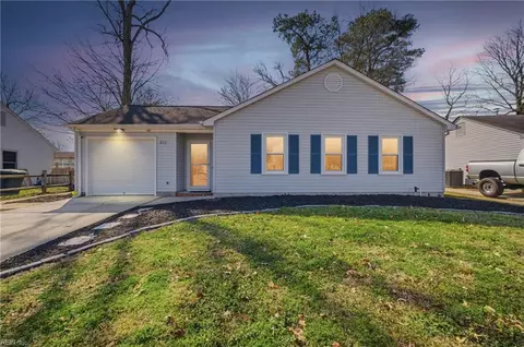 719 Michelle Dr, Newport News, VA 23601