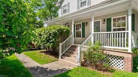330 Thelmar Ln, Portsmouth, VA 23701