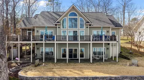 366 Mountain Rock Trl, Boydton, VA 23917