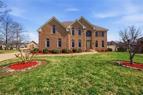 5 Beaver Castle Ct, Hampton, VA 23666