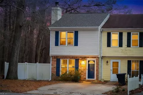 5601 Gregory Ct, Portsmouth, VA 23703