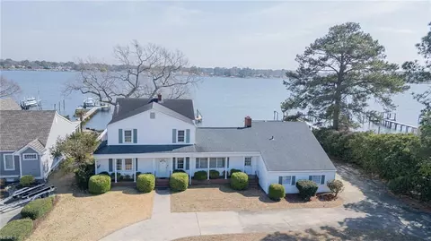 4125 Duke Dr, Portsmouth, VA 23703