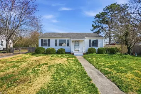 209 Deal Dr, Portsmouth, VA 23701