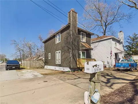 532 9th St, Virginia Beach, VA 23451