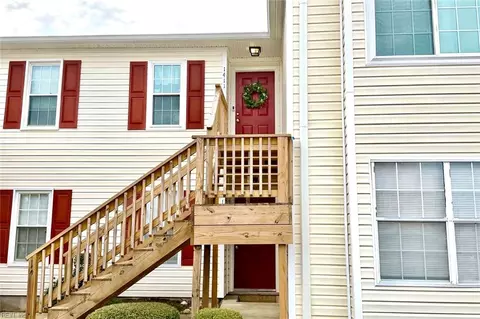 1411 Olivewood Ct, Virginia Beach, VA 23464