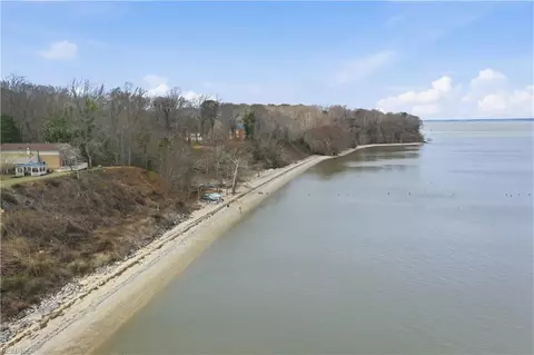 View/Area - 121 Meadowlark Ln, Surry, VA 23883 photo 8 of 10