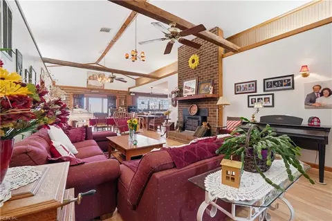 Living - 121 Meadowlark Ln, Surry, VA 23883 photo 1 of 2