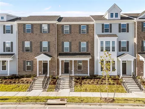 154 Freeman Dr, Hampton, VA 23666