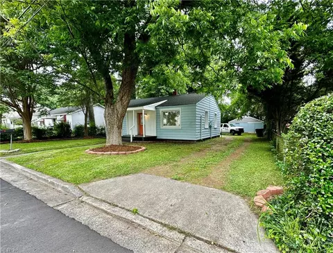 47 Pollux Cir W, Portsmouth, VA 23701