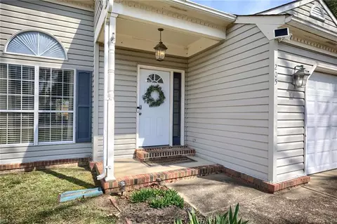 205 Judith Cir, Yorktown, VA 23693