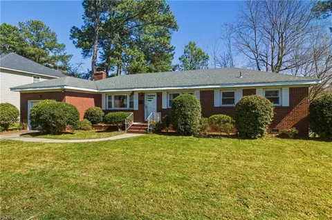 2731 Rodgers St, Chesapeake, VA 23324